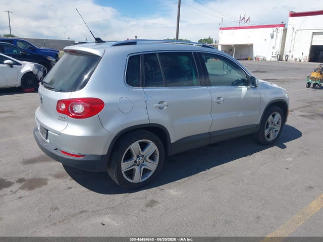 Aukcja sprzedaży 2011 Volkswagen Tiguan S/se/sel, vin: WVGBV7AX1BW546543, numer aukcji: 45494640