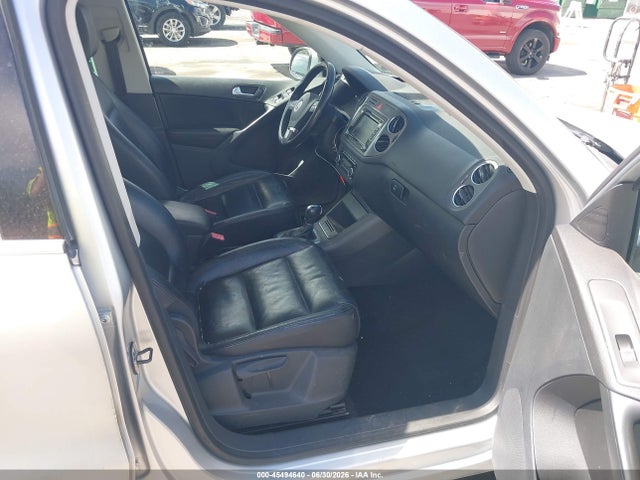Продажа на аукционе авто 2011 Volkswagen Tiguan S/se/sel, vin: WVGBV7AX1BW546543, номер лота: 45494640