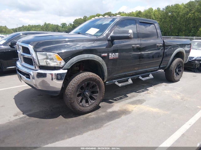45494646 :رقم المزاد ، 3C6UR5CJ2HG532115 vin ، 2017 Ram 2500 Tradesman  4x4 6'4 Box مزاد بيع