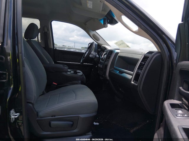 2017 Ram 2500 Tradesman  4x4 6'4 Box მანქანა იყიდება აუქციონზე, vin: 3C6UR5CJ2HG532115, აუქციონის ნომერი: 45494646