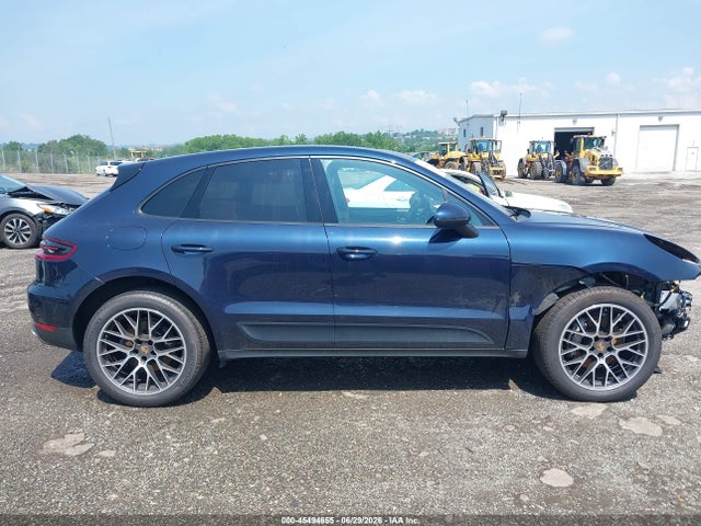 Porsche Macan 2018 WP1AA2A50JLB16949 Image 13