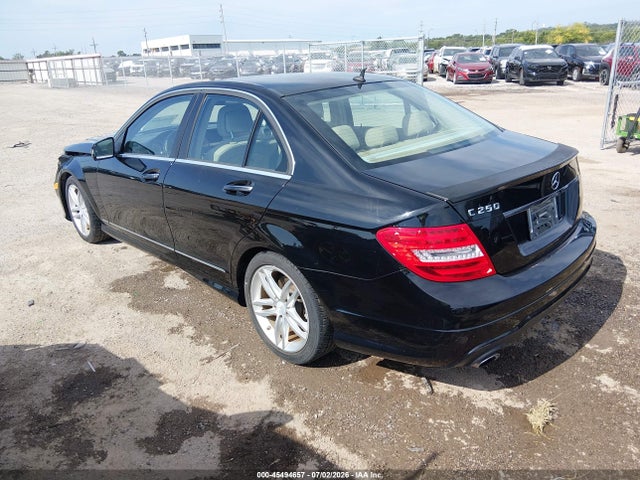 45494657 :رقم المزاد ، WDDGF4HB1EA944424 vin ، 2014 Mercedes-benz C 250 Sport مزاد بيع
