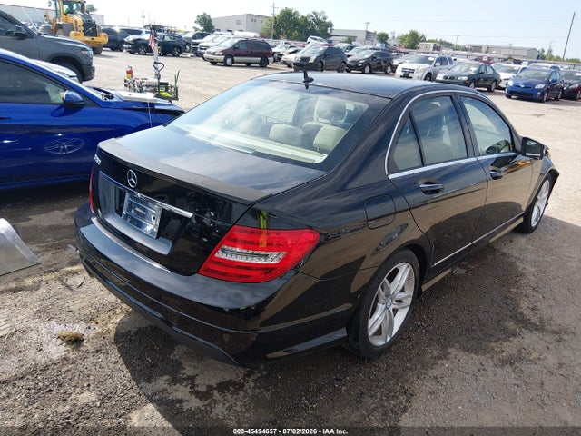45494657 :رقم المزاد ، WDDGF4HB1EA944424 vin ، 2014 Mercedes-benz C 250 Sport مزاد بيع