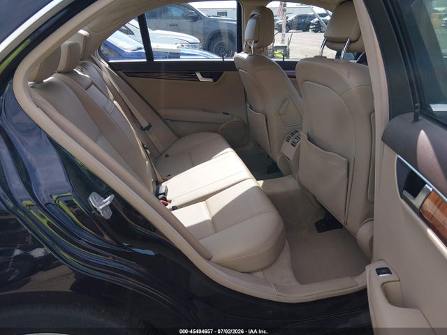 45494657 :رقم المزاد ، WDDGF4HB1EA944424 vin ، 2014 Mercedes-benz C 250 Sport مزاد بيع