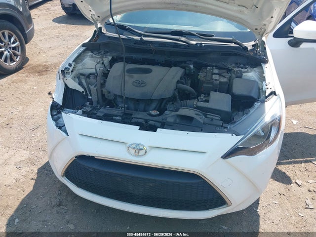 Toyota YARIS L 2019 3MYDLBYV4KY515677 Image 10