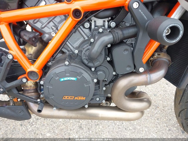 KTM 1290 Super Duke R 2020 VBKV39408LM925732 Image 8