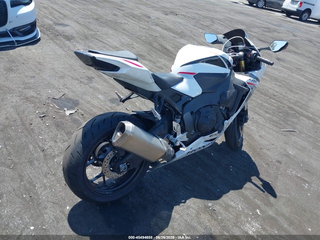 2025 Honda Cbr1000 Ra მანქანა იყიდება აუქციონზე, vin: JH2SC7751SK800119, აუქციონის ნომერი: 45494688