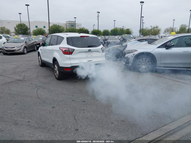 Ford ESCAPE SE 2017 1FMCU0G98HUE74431 Image 16