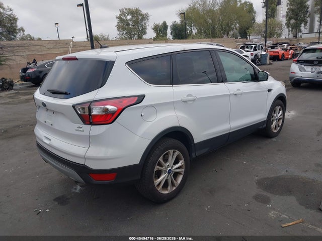 Ford ESCAPE SE 2017 1FMCU0G98HUE74431 Image 4