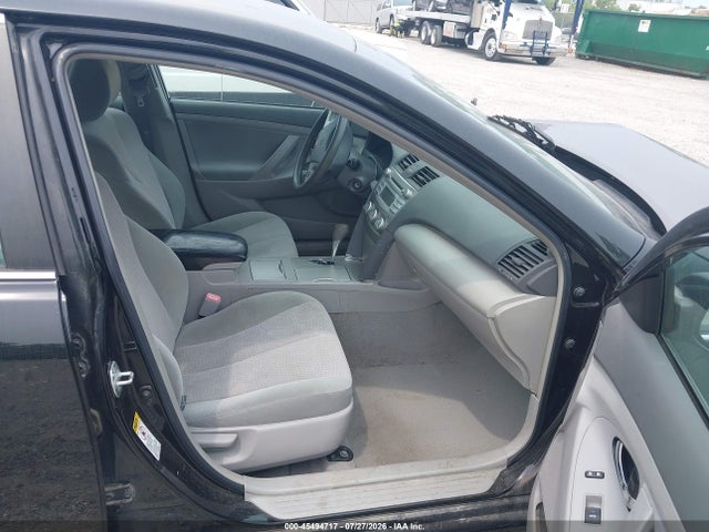 45494717 :رقم المزاد ، 4T4BF3EK1BR108241 vin ، 2011 Toyota Camry Le مزاد بيع