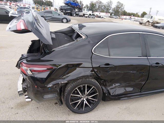 4T1G11AK0NU071700 Toyota CAMRY SE