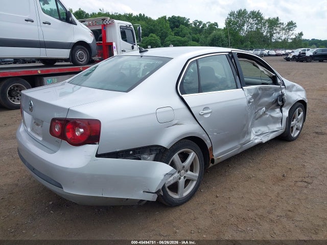 Продажа на аукционе авто 2009 Volkswagen Jetta Se/sel, vin: 3VWRZ71K99M042079, номер лота: 45494751