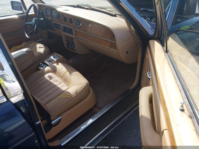 1985 Rolls-royce Silver Spur მანქანა იყიდება აუქციონზე, vin: SCAZN42A5FCX12959, აუქციონის ნომერი: 45494757