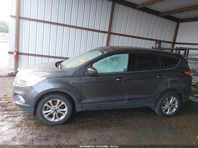 Ford ESCAPE SE 2017 1FMCU0GD8HUC72564 Image 11