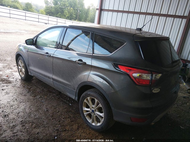 Ford ESCAPE SE 2017 1FMCU0GD8HUC72564 Image 3
