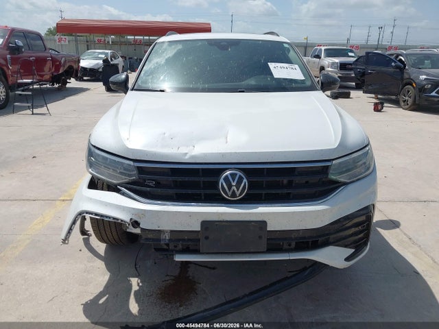 Продаж на аукціоні авто 2023 Volkswagen Tiguan 2.0t Se R-line Black, vin: 3VVCB7AXXPM074918, номер лоту: 45494784
