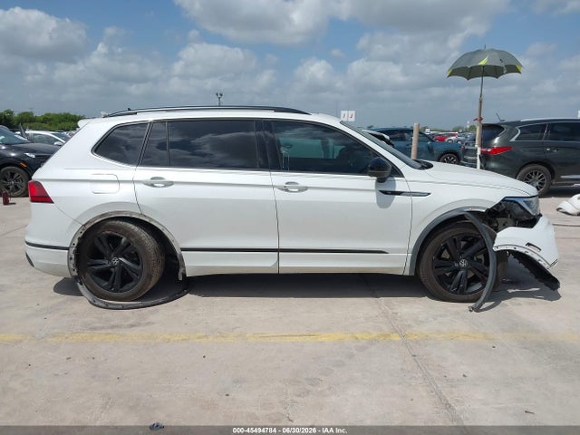 Продаж на аукціоні авто 2023 Volkswagen Tiguan 2.0t Se R-line Black, vin: 3VVCB7AXXPM074918, номер лоту: 45494784