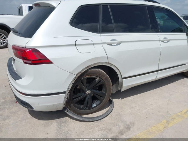 Продаж на аукціоні авто 2023 Volkswagen Tiguan 2.0t Se R-line Black, vin: 3VVCB7AXXPM074918, номер лоту: 45494784
