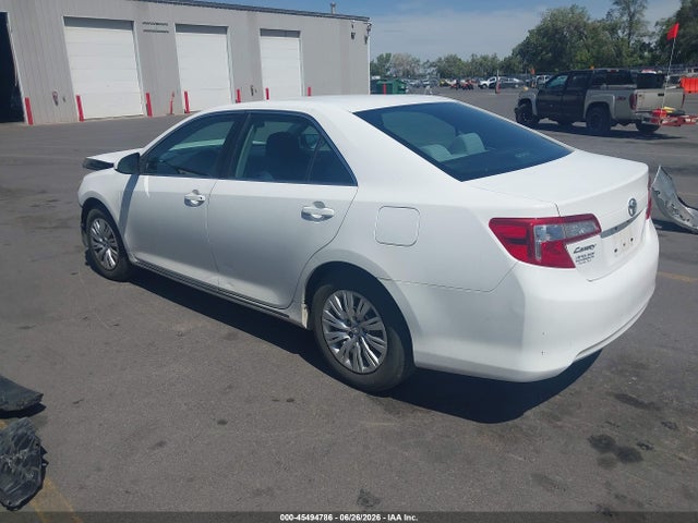 Toyota CAMRY LE 2014 4T4BF1FK4ER371511 Image 3