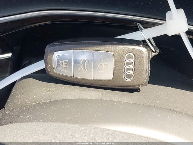Продажа на аукционе авто 2019 Audi Q8 55 Premium, vin: WA1EVAF18KD017969, номер лота: 45494788