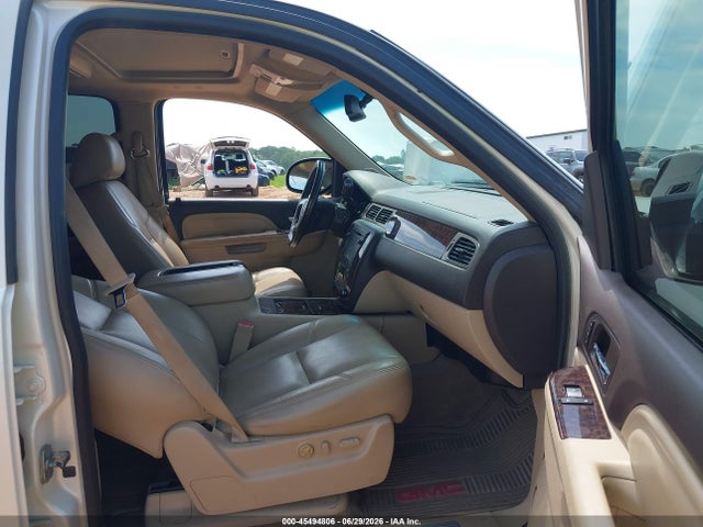 45494806 :رقم المزاد ، 1GKS2MEFXDR241710 vin ، 2013 Gmc Yukon Xl 1500 Denali مزاد بيع