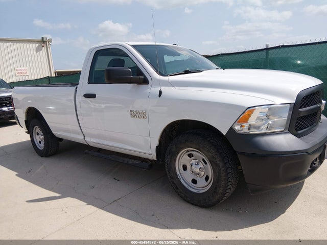 45494872 :رقم المزاد ، 3C6JR7DG0HG708323 vin ، 2017 Ram 1500 Tradesman  4x4 8' Box مزاد بيع