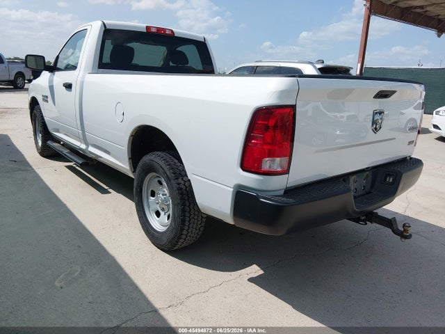 45494872 :رقم المزاد ، 3C6JR7DG0HG708323 vin ، 2017 Ram 1500 Tradesman  4x4 8' Box مزاد بيع