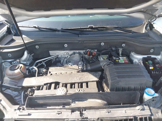2018 Volkswagen Atlas 3.6l V6 Se მანქანა იყიდება აუქციონზე, vin: 1V2CR2CA6JC562955, აუქციონის ნომერი: 45494889