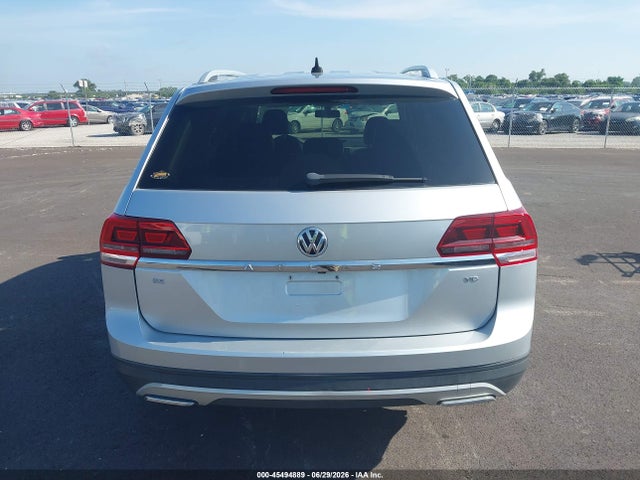 2018 Volkswagen Atlas 3.6l V6 Se მანქანა იყიდება აუქციონზე, vin: 1V2CR2CA6JC562955, აუქციონის ნომერი: 45494889