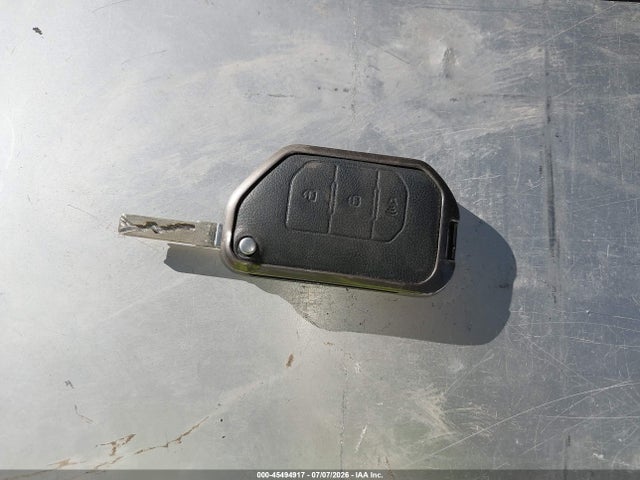1C4HJXFG9JW244743 Jeep Wrangler Unlimited Rubicon 4x4