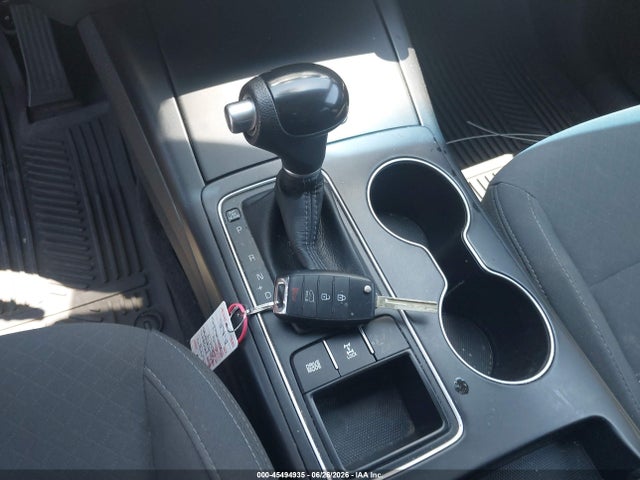 5XYPGDA57HG196083 KIA Sorento 3.3l Lx