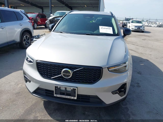 2023 Volvo Xc40 B5 Ultimate Dark Theme მანქანა იყიდება აუქციონზე, vin: YV4L12UX1P2022761, აუქციონის ნომერი: 45494945