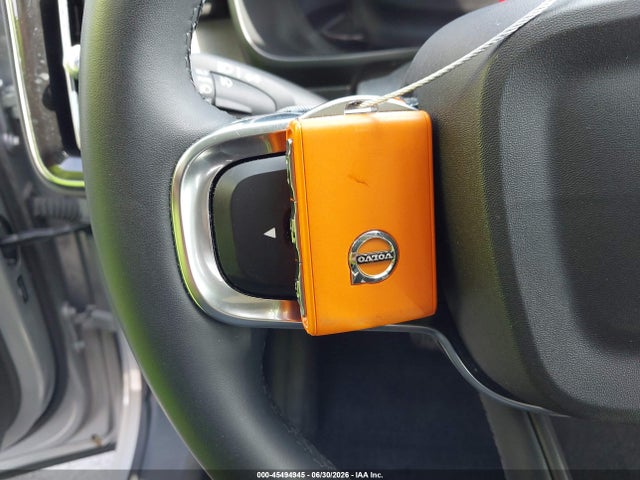 2023 Volvo Xc40 B5 Ultimate Dark Theme მანქანა იყიდება აუქციონზე, vin: YV4L12UX1P2022761, აუქციონის ნომერი: 45494945