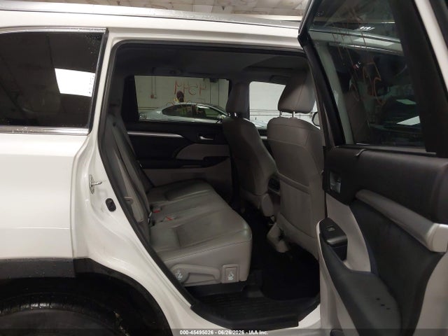Aukcja sprzedaży 2015 Toyota Highlander Xle V6, vin: 5TDJKRFH9FS113869, numer aukcji: 45495026
