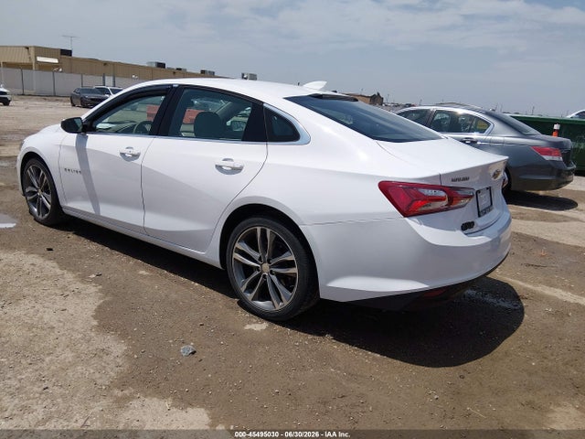 1G1ZD5ST0NF114643 Chevrolet Malibu Fwd Lt