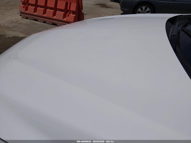 1G1ZD5ST0NF114643 Chevrolet Malibu Fwd Lt