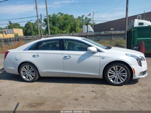 2018 Cadillac Xts Luxury მანქანა იყიდება აუქციონზე, vin: 2G61M5S33J9131690, აუქციონის ნომერი: 45495059