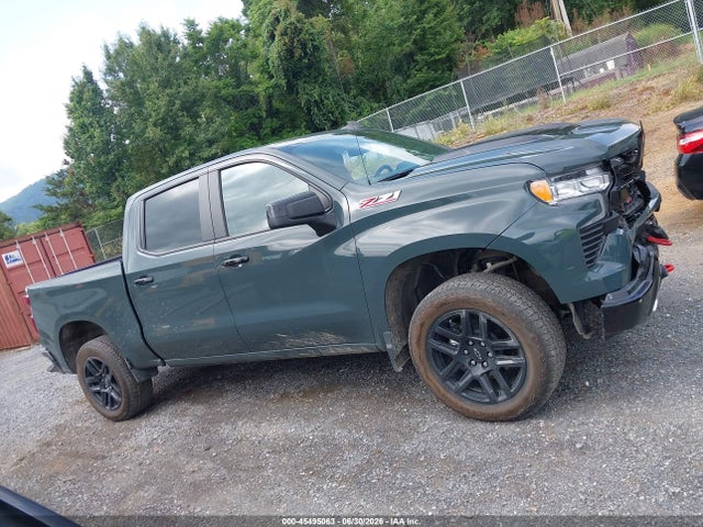 Auction sale of the 2025 Chevrolet Silverado 1500 4wd  Short Bed Lt Trail Boss, vin: 3GCUKFED3SG369377, lot number: 45495063