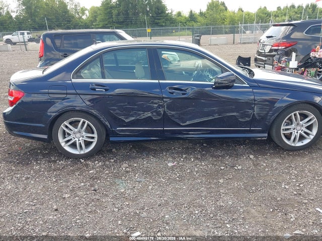 Aukcja sprzedaży 2012 Mercedes-benz C 300 Sport 4matic, vin: WDDGF8BB8CA704560, numer aukcji: 45495179