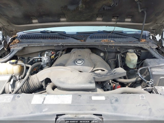 45495187 :رقم المزاد ، 1GYEK63N42R107989 vin ، 2002 Cadillac Escalade Standard مزاد بيع