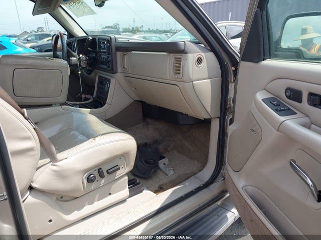 45495187 :رقم المزاد ، 1GYEK63N42R107989 vin ، 2002 Cadillac Escalade Standard مزاد بيع