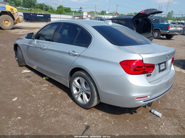 2017 Bmw 330i მანქანა იყიდება აუქციონზე, vin: WBA8B9G59HNU50633, აუქციონის ნომერი: 45495204