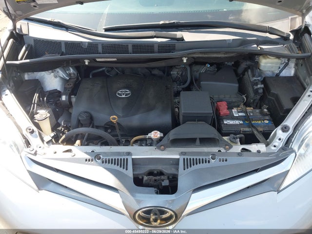 Aukcja sprzedaży 2018 Toyota Sienna Xle Premium 7 Passenger, vin: 5TDDZ3DC3JS207476, numer aukcji: 45495222