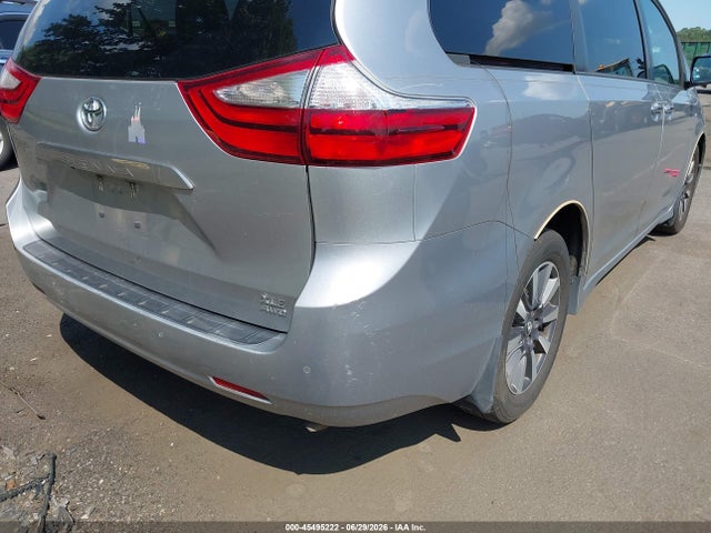 Aukcja sprzedaży 2018 Toyota Sienna Xle Premium 7 Passenger, vin: 5TDDZ3DC3JS207476, numer aukcji: 45495222