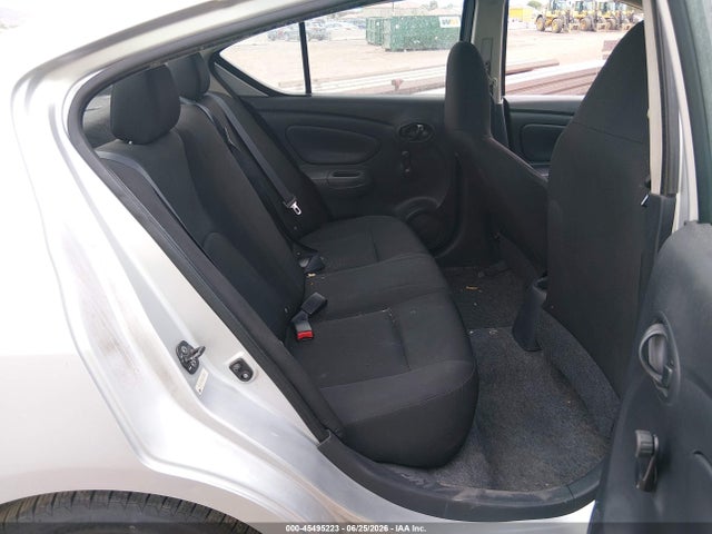 3N1CN7AP9FL870606 Nissan Versa 1.6 S