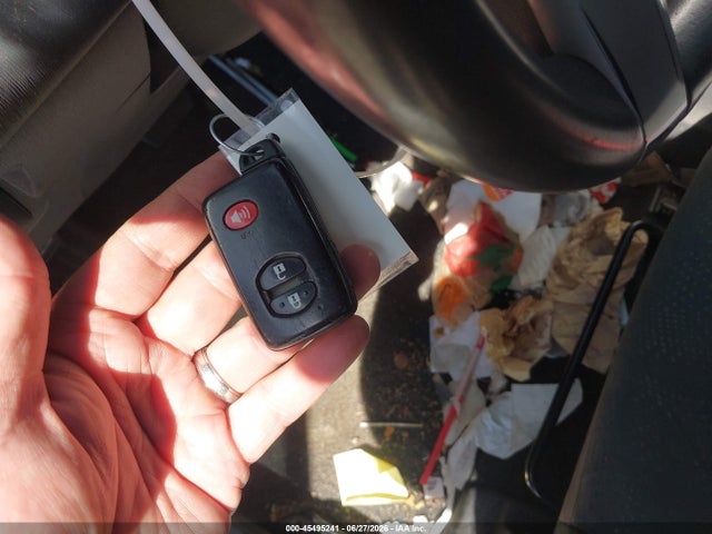 Toyota Prius V Three 2014 JTDZN3EU7E3312845 Image 11