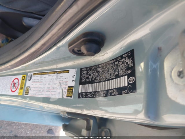 Toyota Prius V Three 2014 JTDZN3EU7E3312845 Image 9