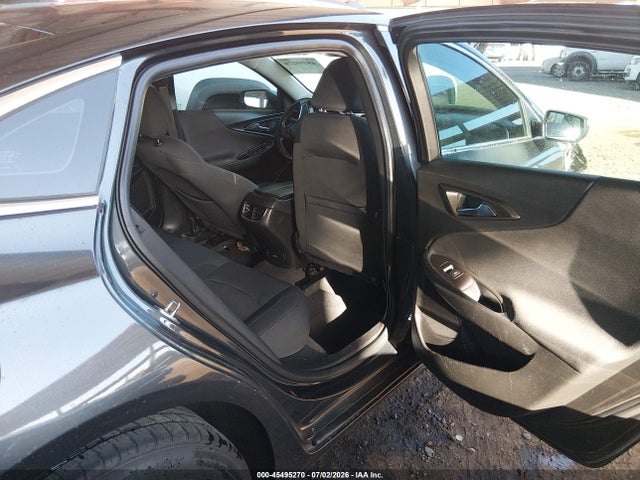 1G1ZE5ST6HF117788 Chevrolet MALIBU 1LT