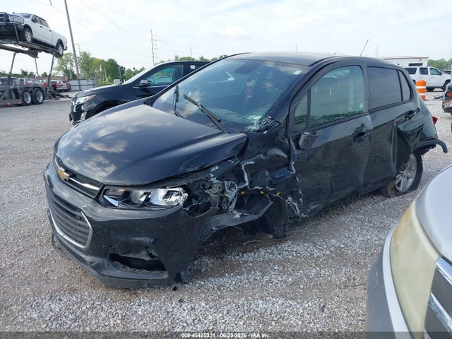 KL7CJKSBXMB329204 Chevrolet Trax Fwd Ls