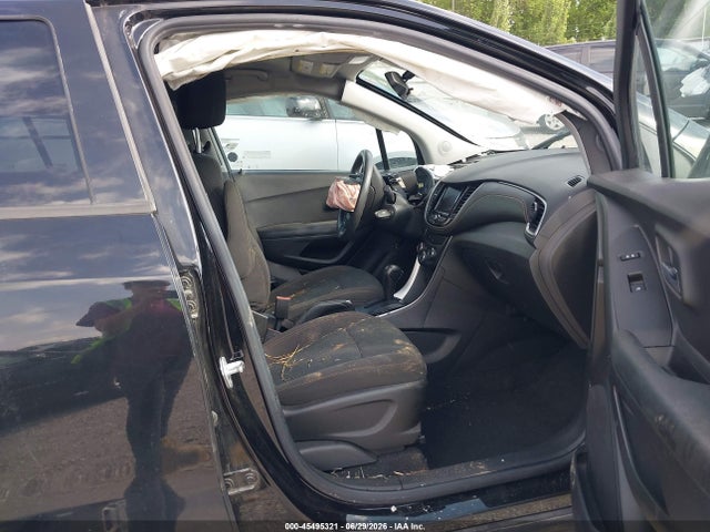 KL7CJKSBXMB329204 Chevrolet Trax Fwd Ls